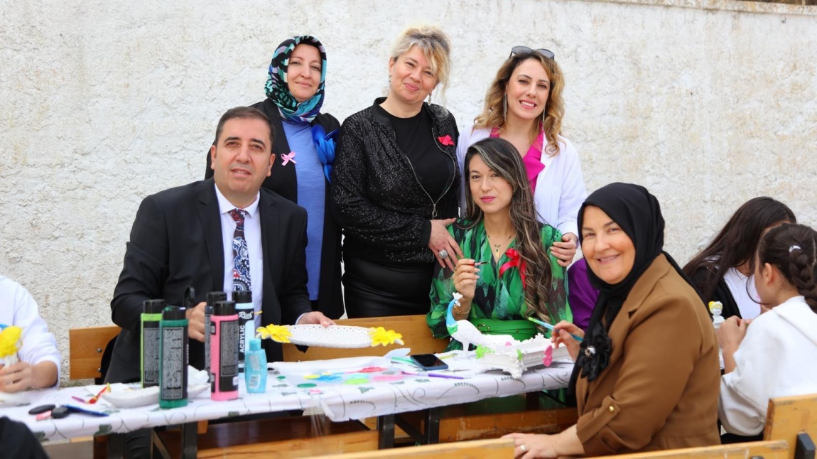 RENKLİ SANAT ŞENLİĞİ
